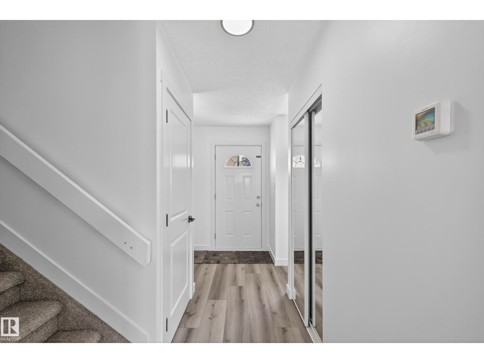 Photo 14 of 17136 100 St Nw, Edmonton AB