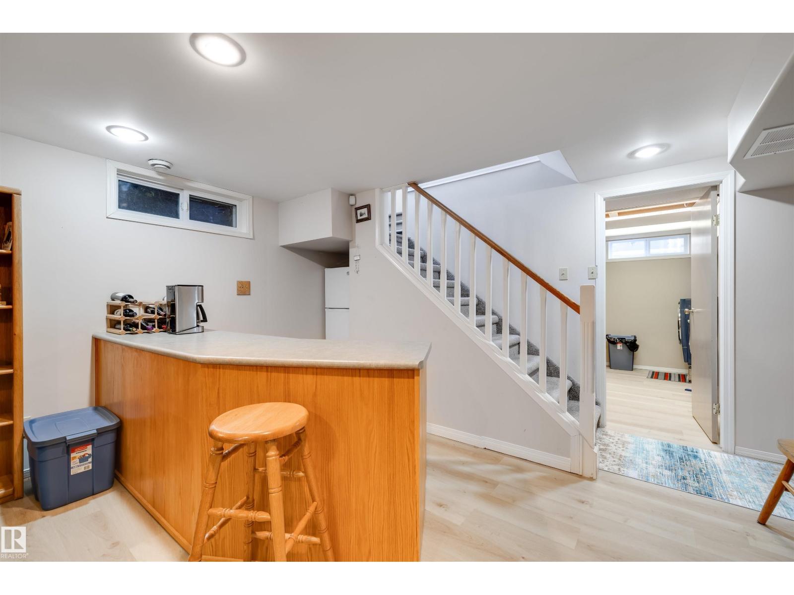 Photo 19 of 7614 149 St Nw, Edmonton AB