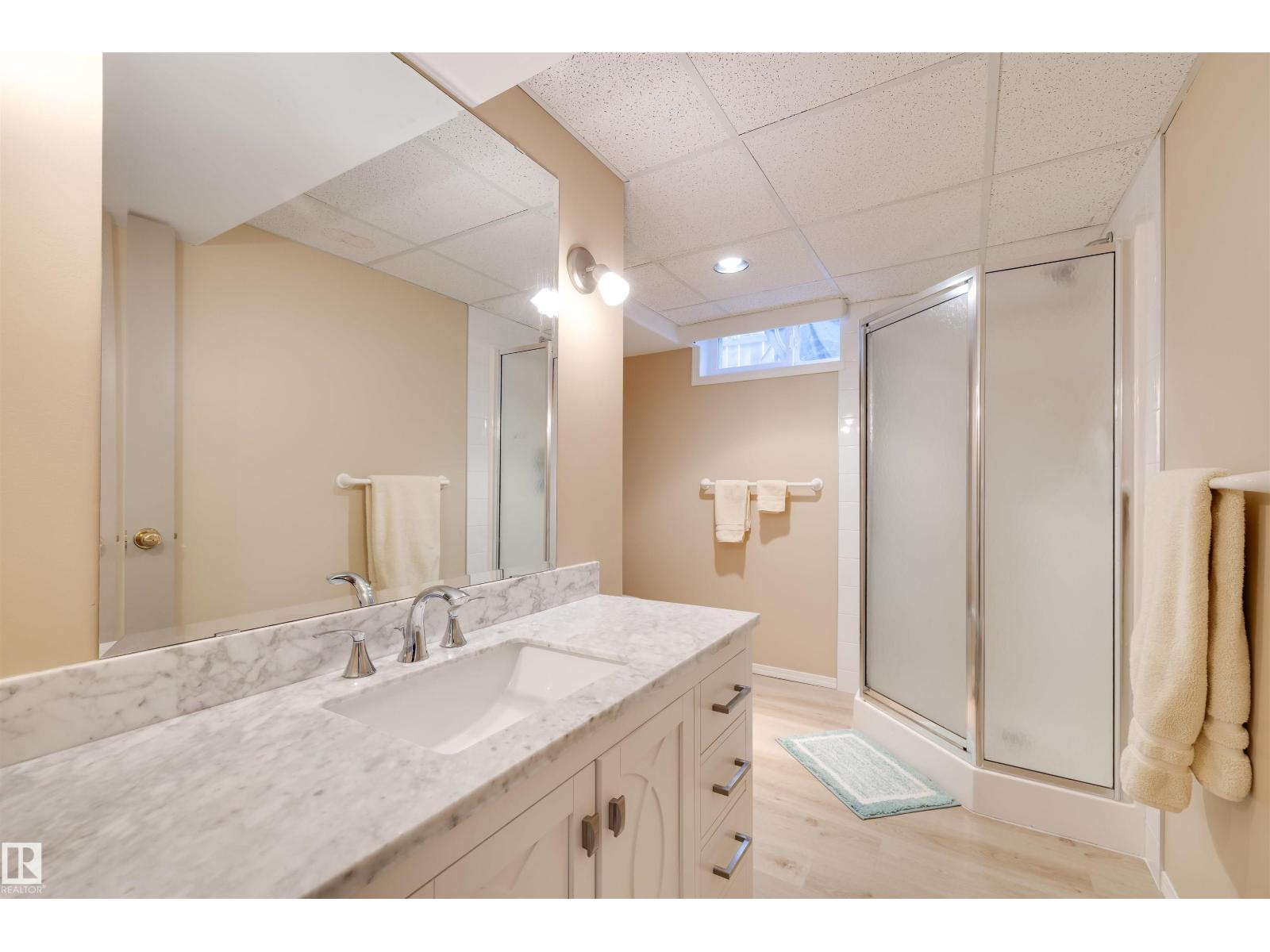 Photo 22 of 7614 149 St Nw, Edmonton AB