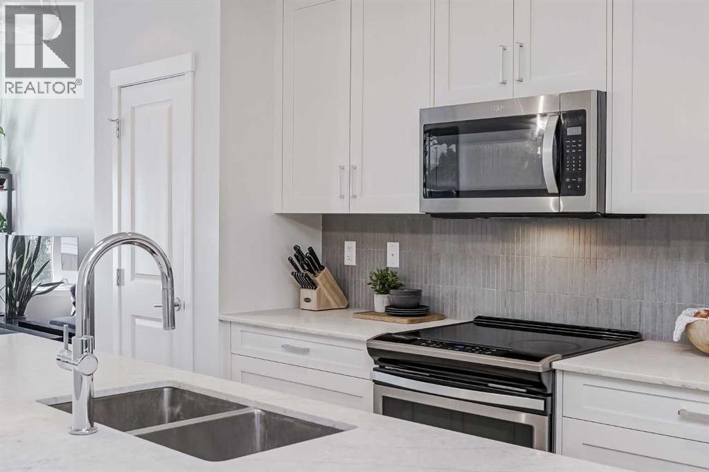 Photo 2 of 1411 355 Nolancrest Heights Nw, Calgary AB