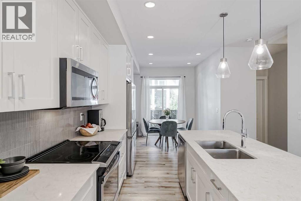 Photo 10 of 1411 355 Nolancrest Heights Nw, Calgary AB