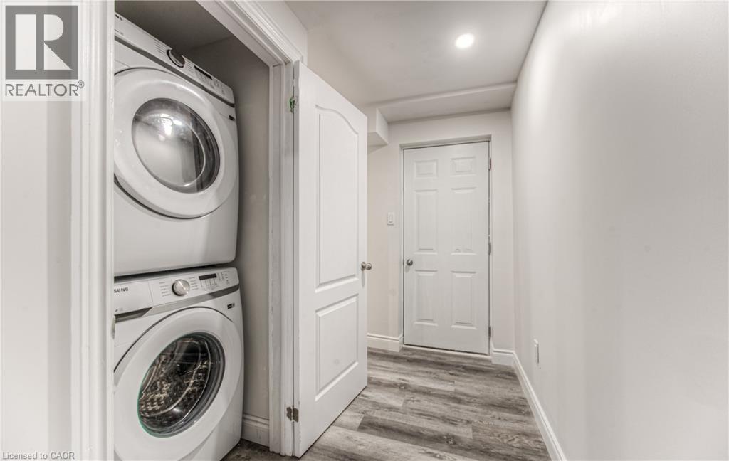 Photo 30 of 93 Tremaine Drive, Kitchener ON