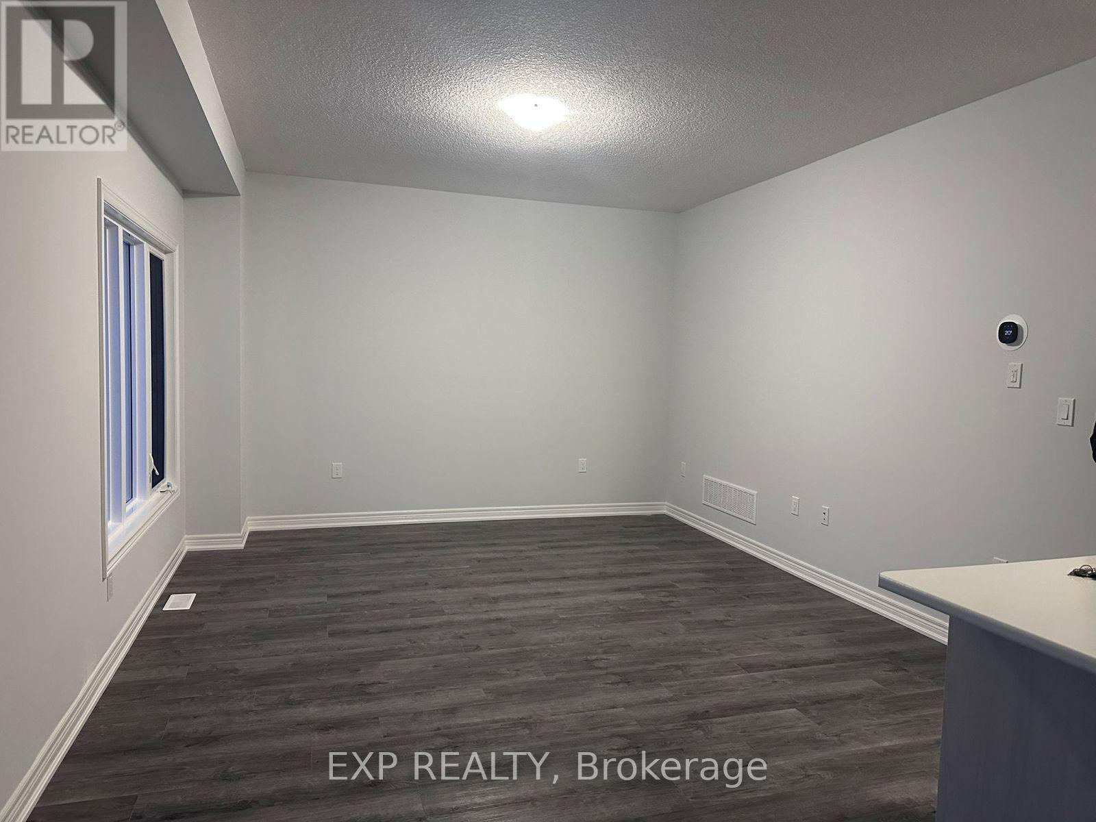 Photo 6 of 37 205 Thames Way, Hamilton ON