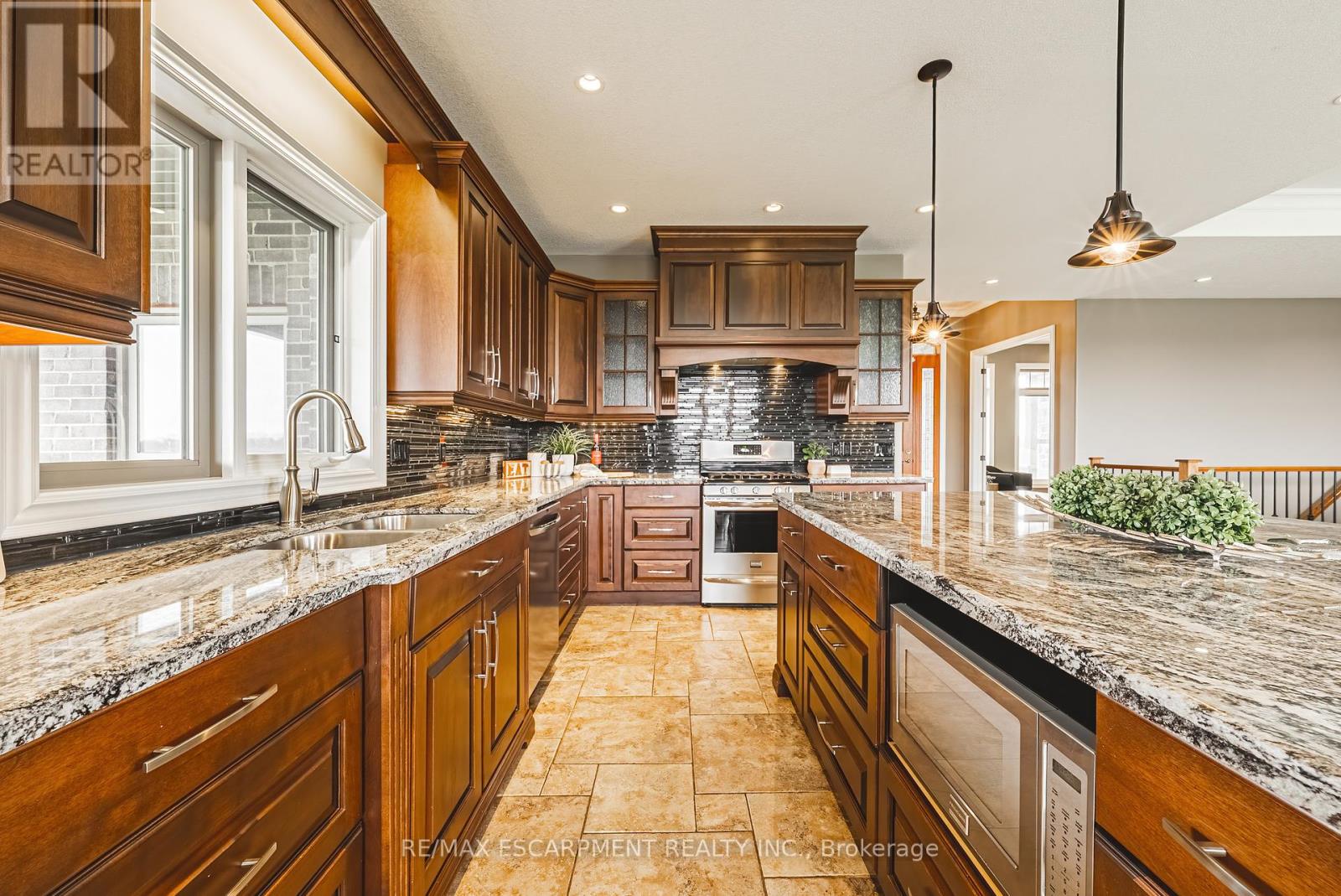 Photo 7 of 15 Reeds Road, Haldimand ON