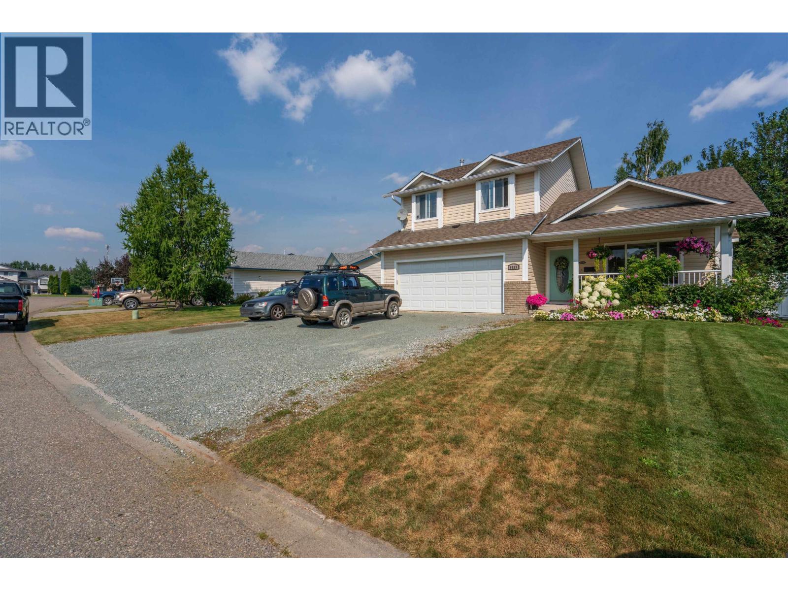 Photo 3 of 6689 Westmount Crescent, Prince George BC