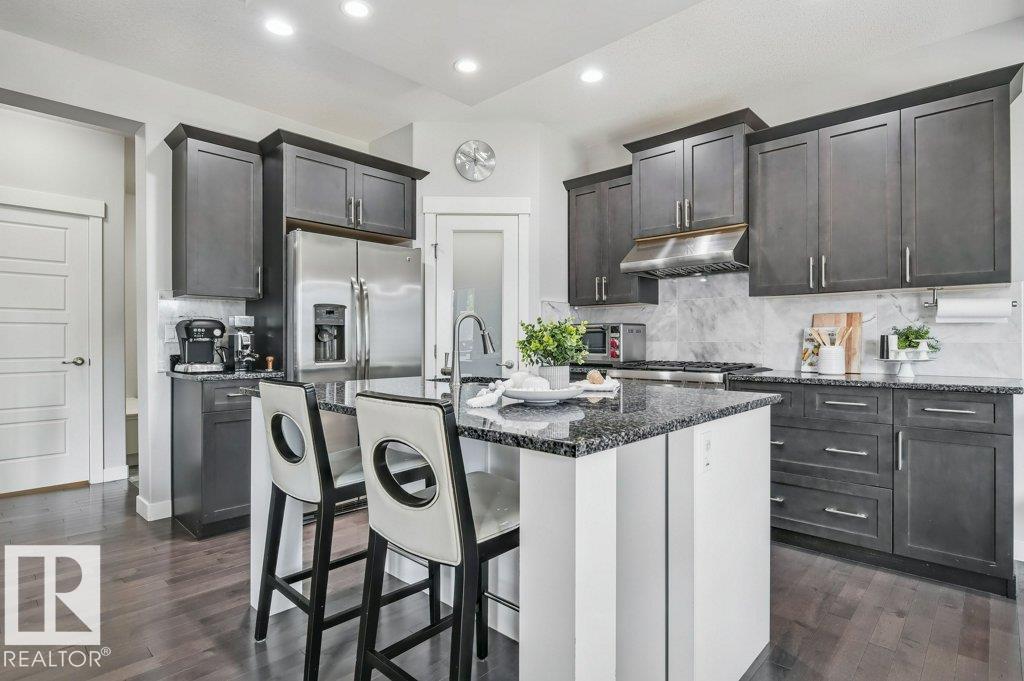 Photo 8 of 2469 Ware Cr Nw, Edmonton AB