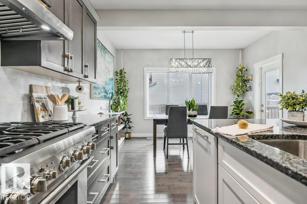 Photo 4 of 2469 Ware Cr Nw, Edmonton AB