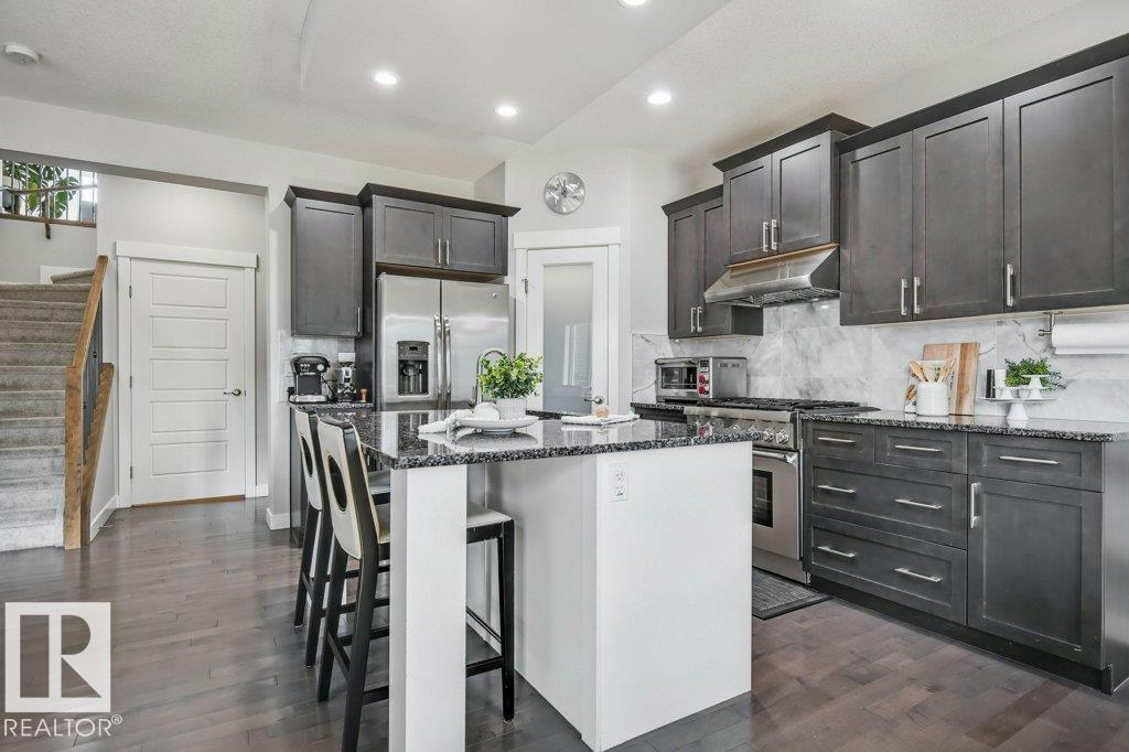 Photo 19 of 2469 Ware Cr Nw, Edmonton AB
