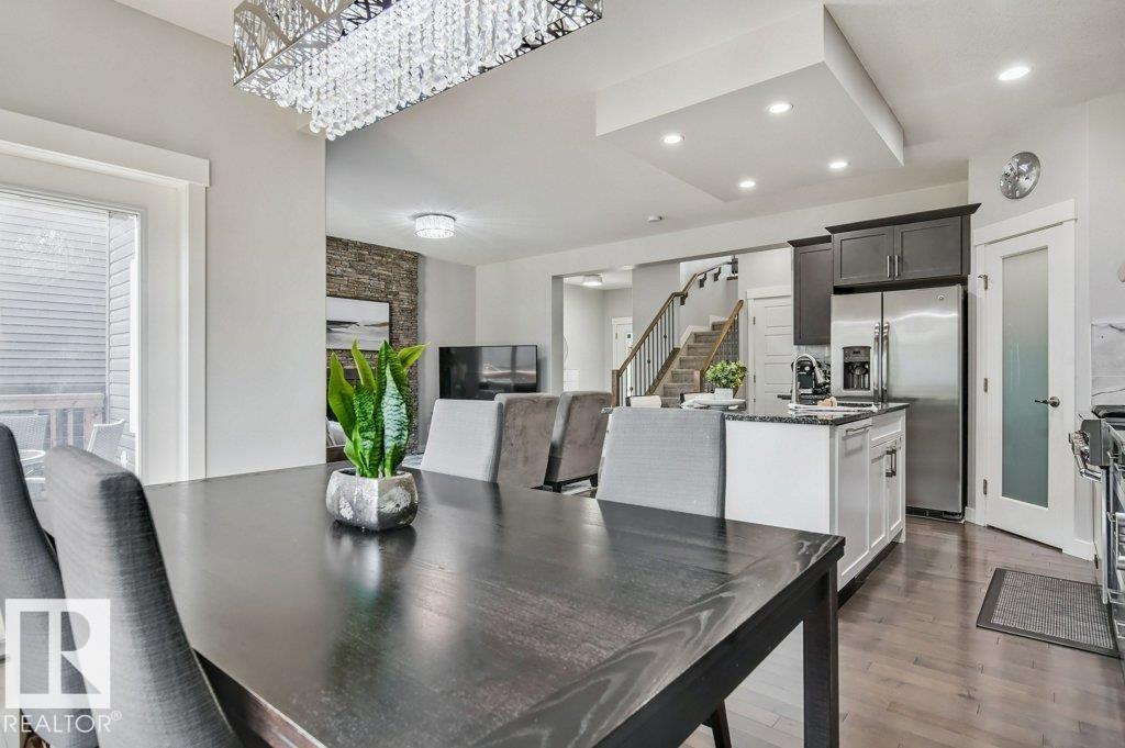 Photo 15 of 2469 Ware Cr Nw, Edmonton AB