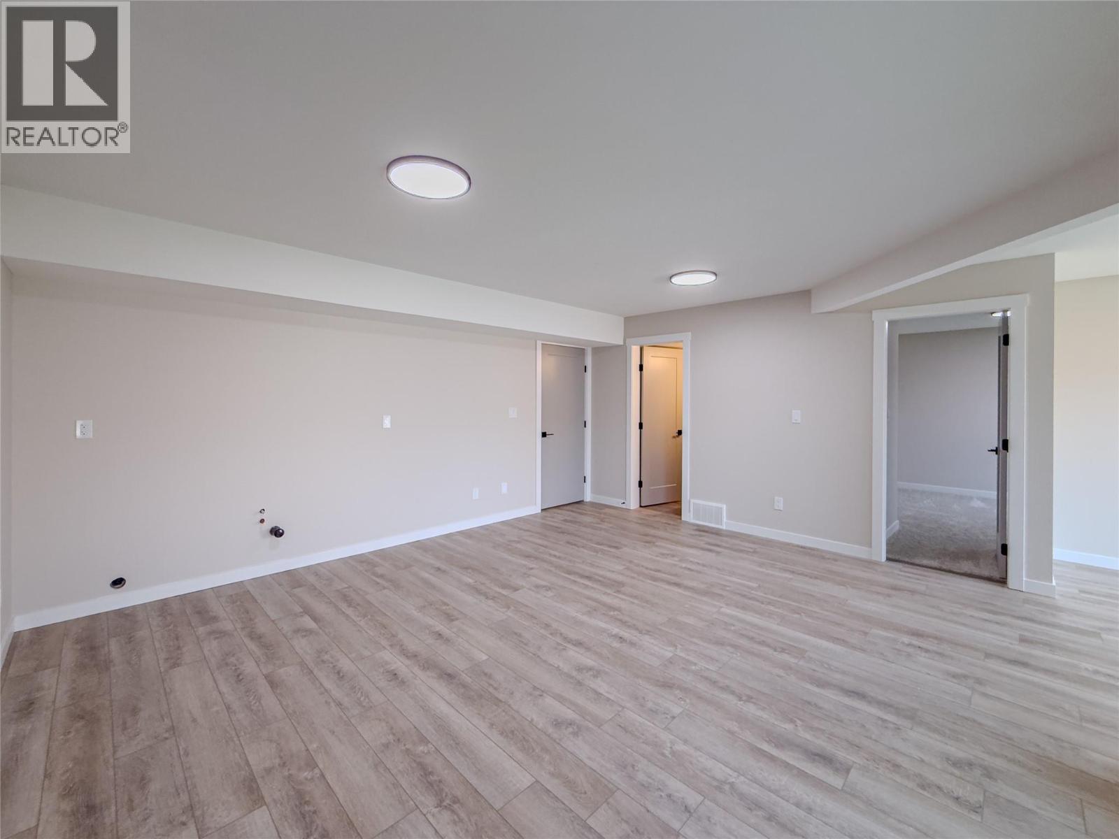 Photo 34 of 1571 Emerald Drive, Kamloops BC
