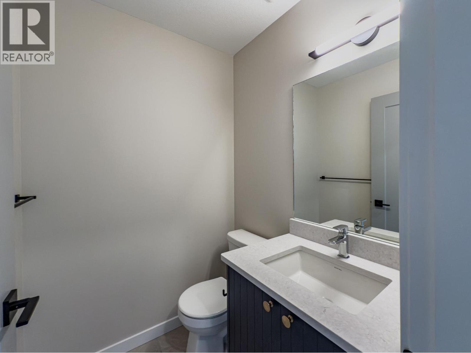 Photo 16 of 1571 Emerald Drive, Kamloops BC