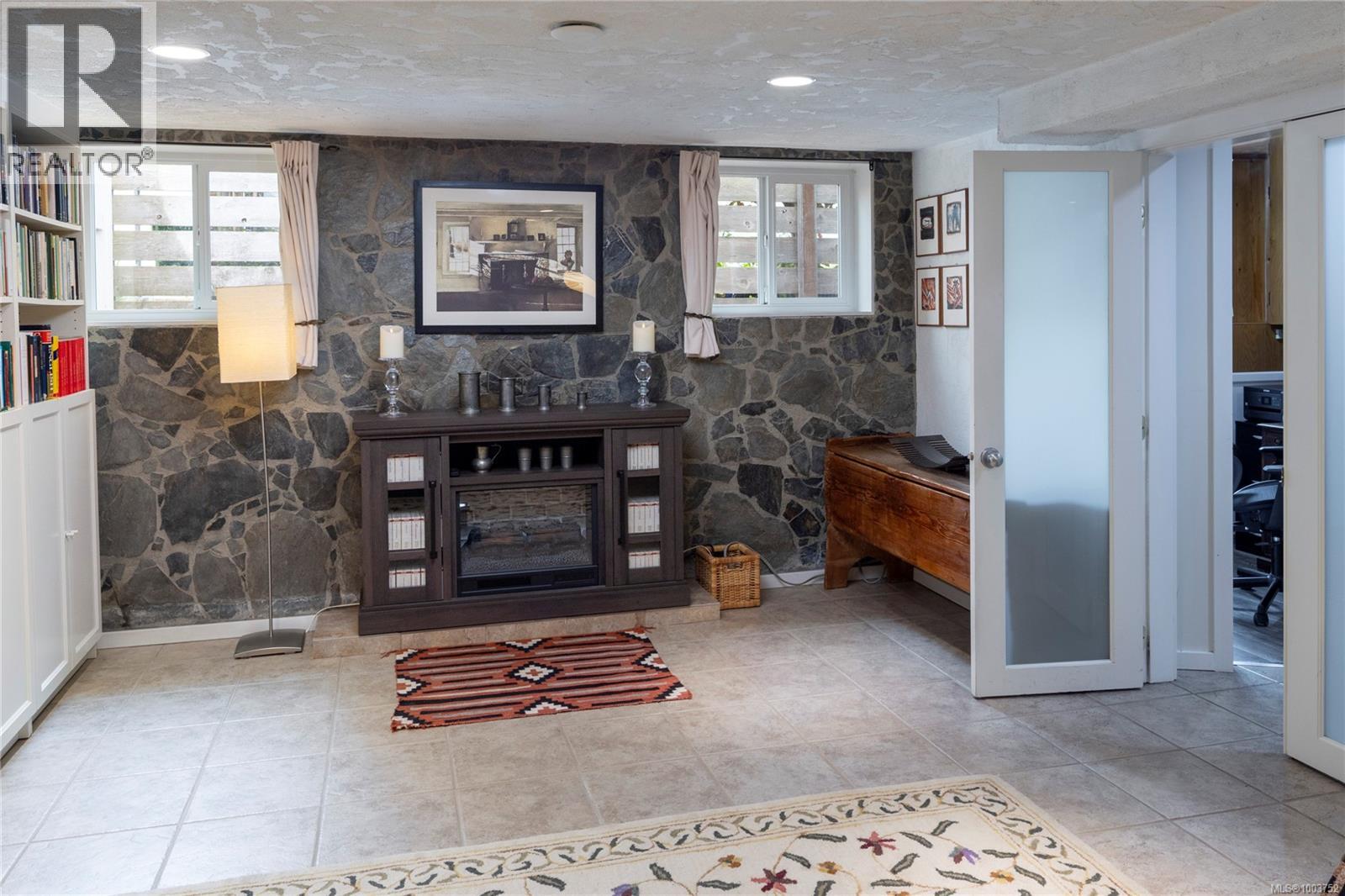Photo 28 of 2070 Mcneill Ave, Oak Bay BC