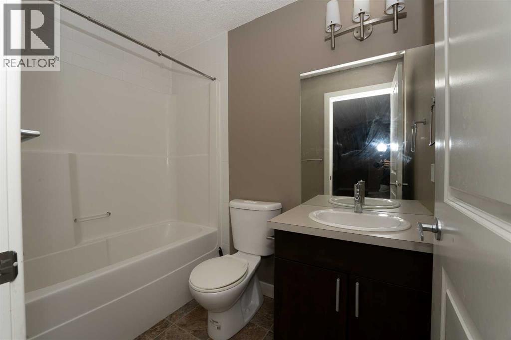 Photo 20 of 335 11 Millrise Drive Sw, Calgary AB