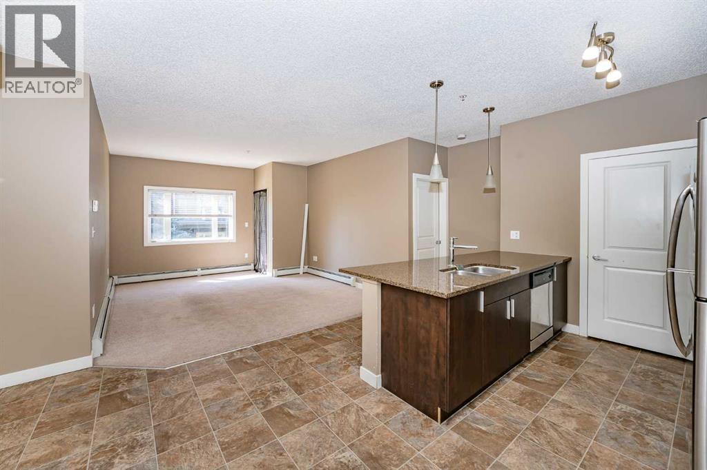 Photo 17 of 335 11 Millrise Drive Sw, Calgary AB