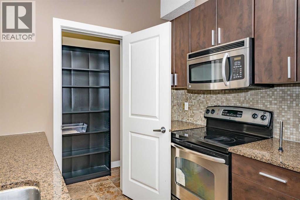 Photo 15 of 335 11 Millrise Drive Sw, Calgary AB