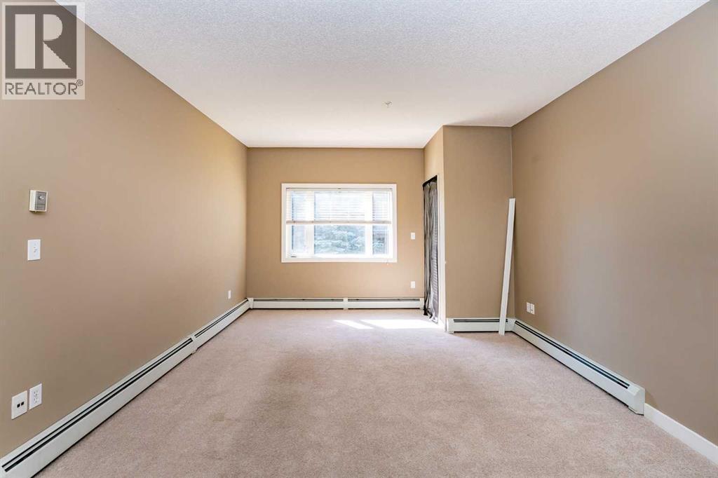 Photo 19 of 335 11 Millrise Drive Sw, Calgary AB