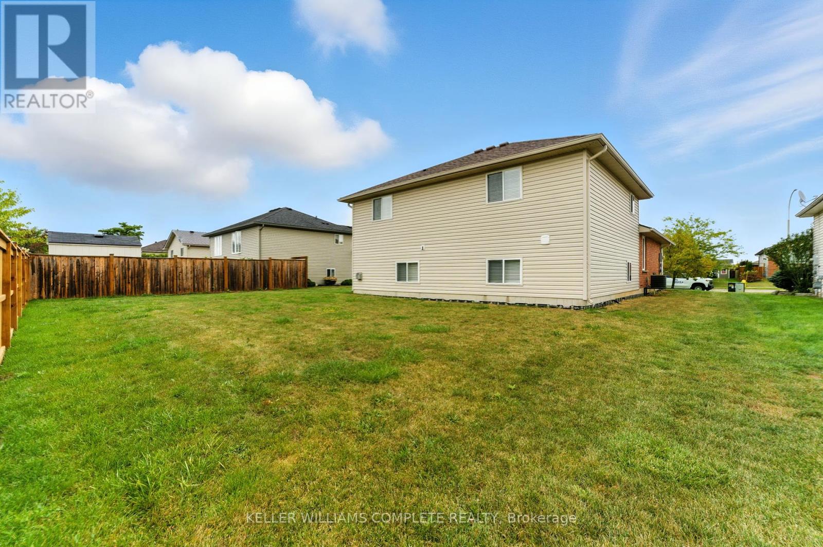Photo 36 of 25 Mapleview Drive, Haldimand ON