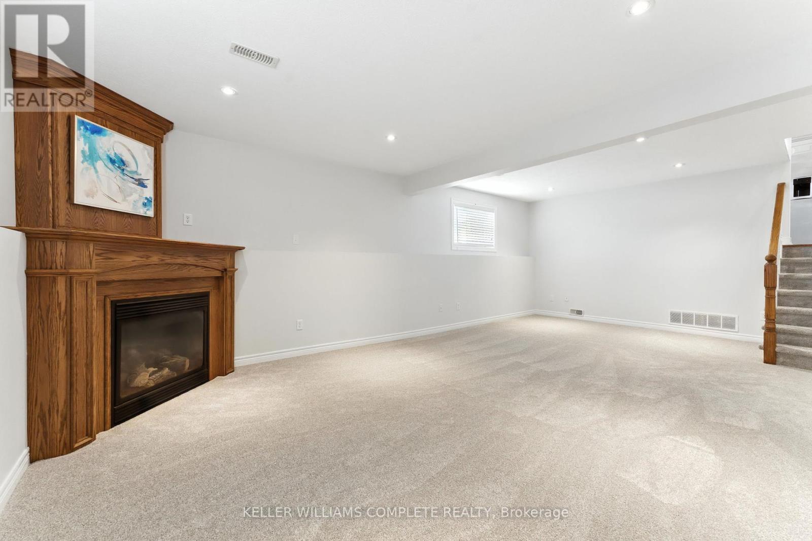 Photo 24 of 25 Mapleview Drive, Haldimand ON
