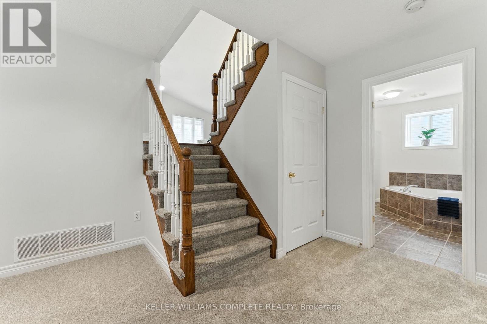 Photo 28 of 25 Mapleview Drive, Haldimand ON