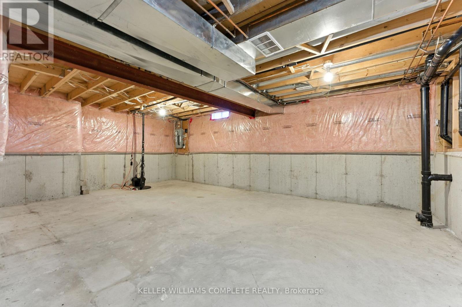 Photo 33 of 25 Mapleview Drive, Haldimand ON