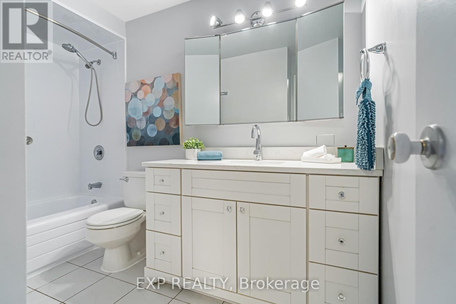 Photo 21 of 101 415 Greenview Avenue, Ottawa ON