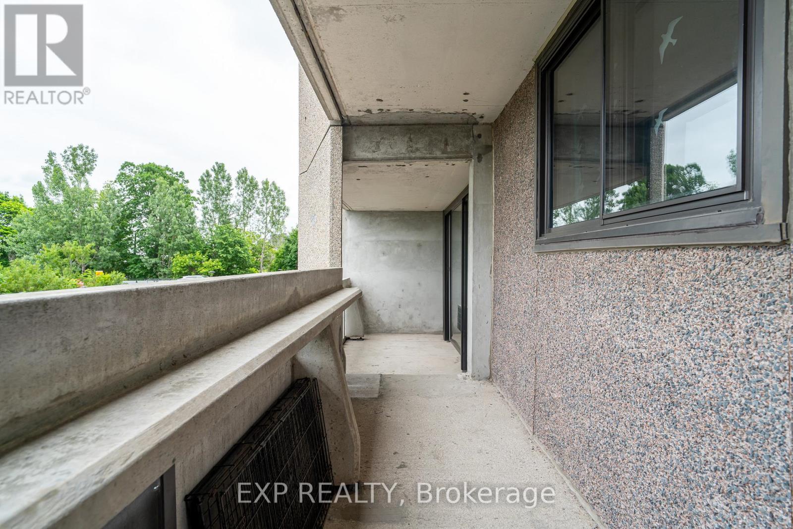 Photo 38 of 101 415 Greenview Avenue, Ottawa ON