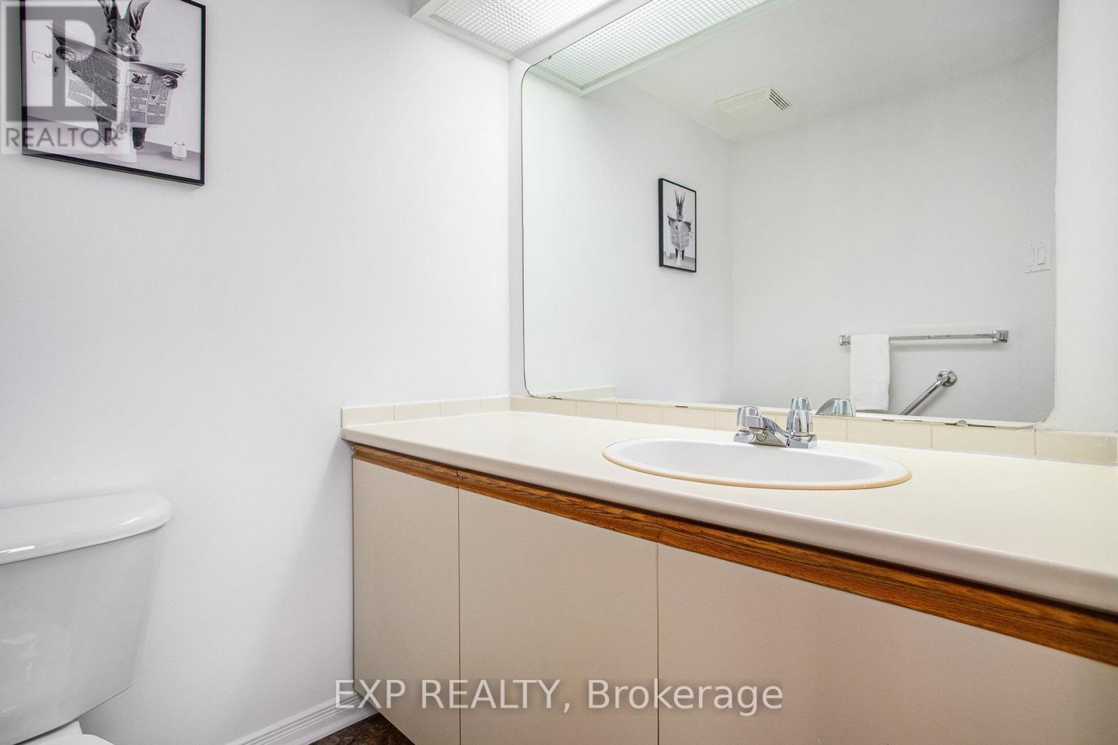 Photo 12 of 6603 A 6603 Bilberry Drive, Ottawa ON