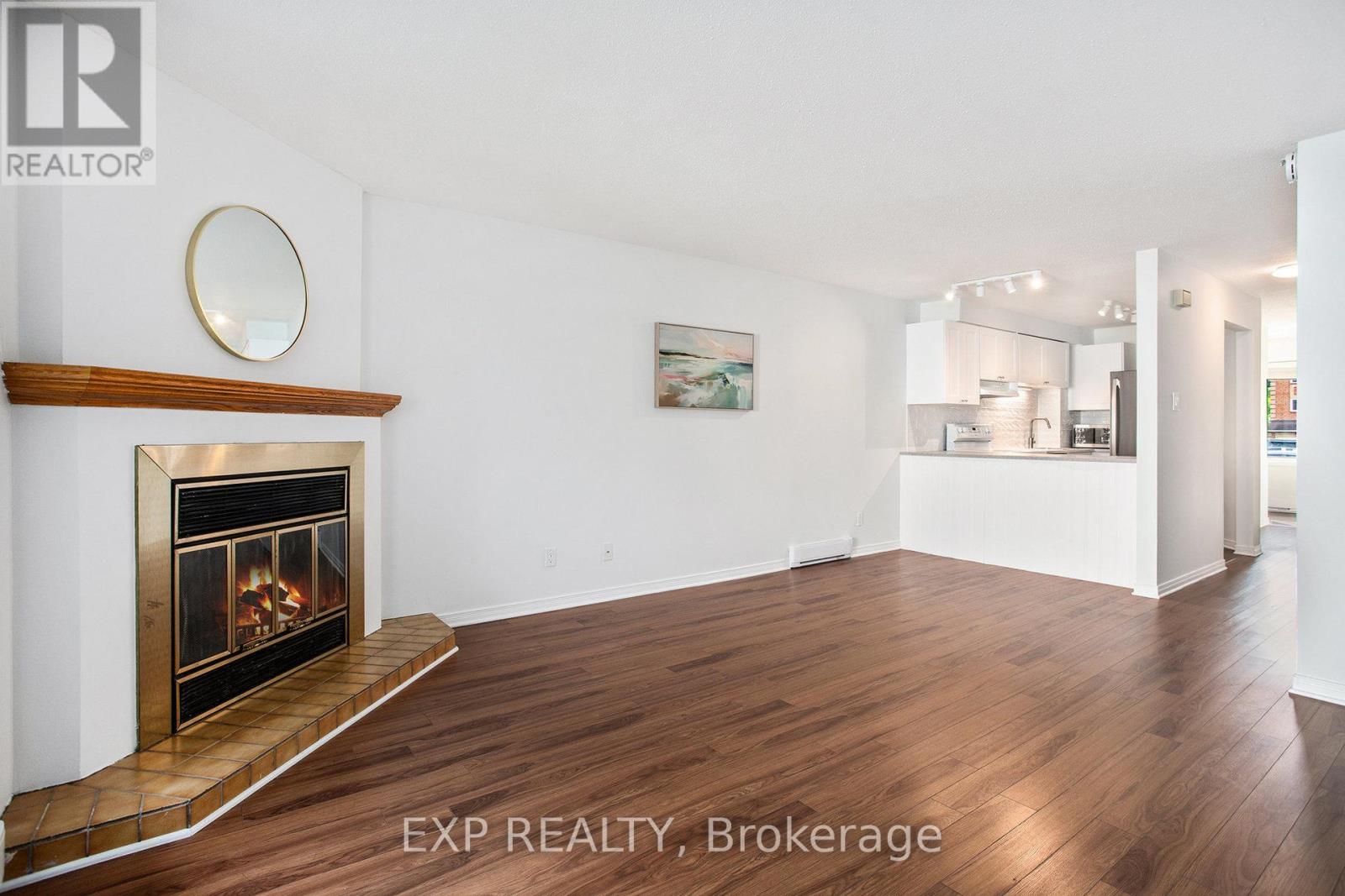 Photo 6 of 6603 A 6603 Bilberry Drive, Ottawa ON