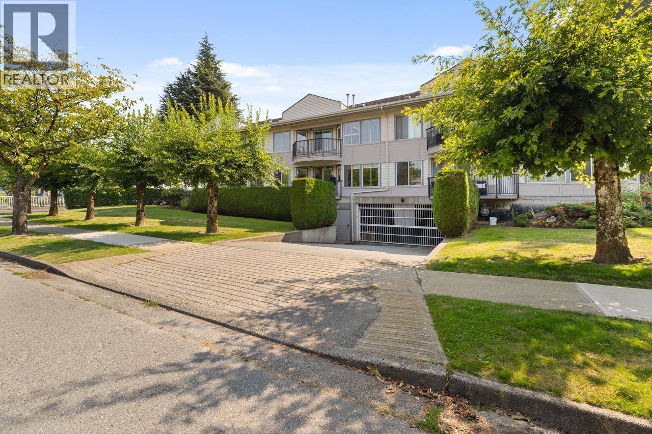 Photo 21 of 216 5875 Imperial Street, Burnaby BC