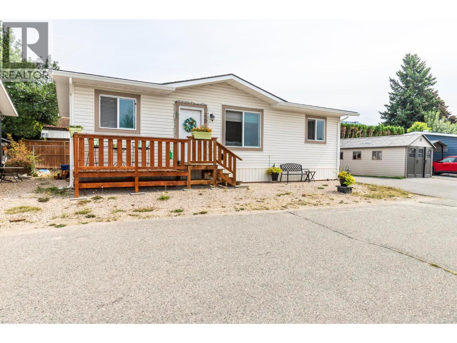 #220-3591 Old Vernon Road, Kelowna
