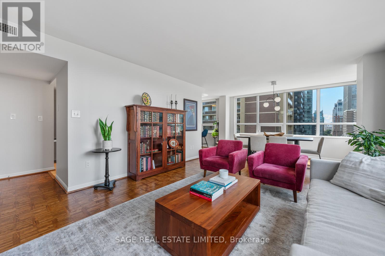 Photo 11 of 1206 71 Charles Street E, Toronto ON