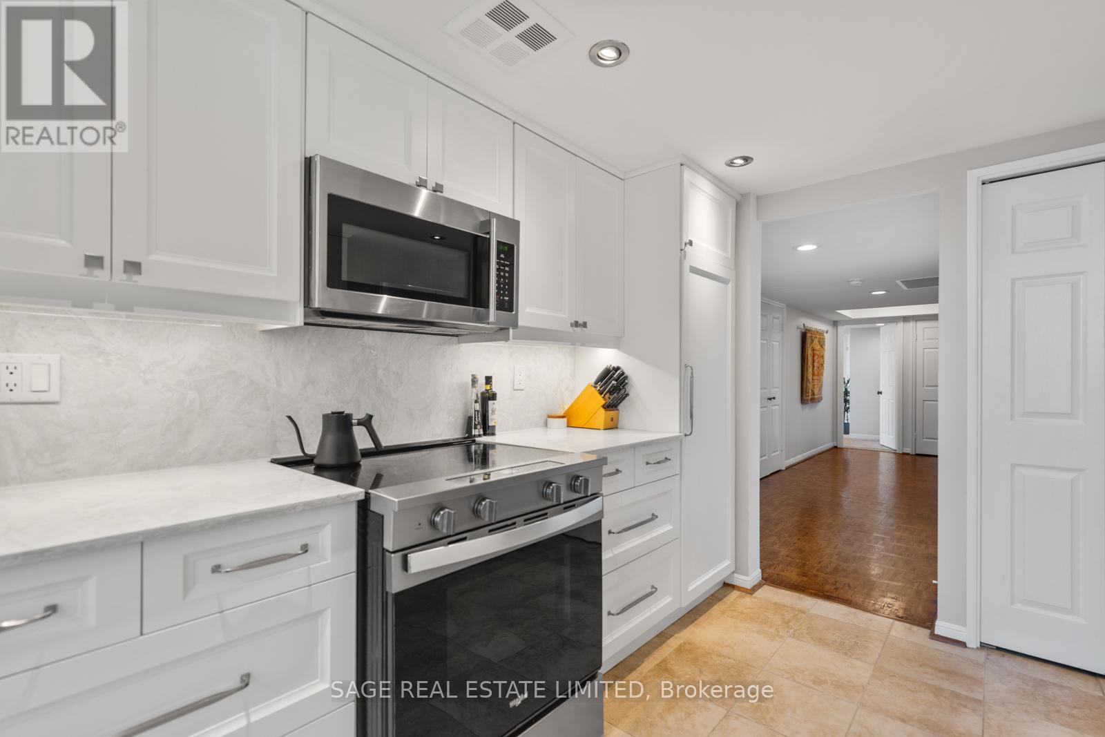Photo 23 of 1206 71 Charles Street E, Toronto ON