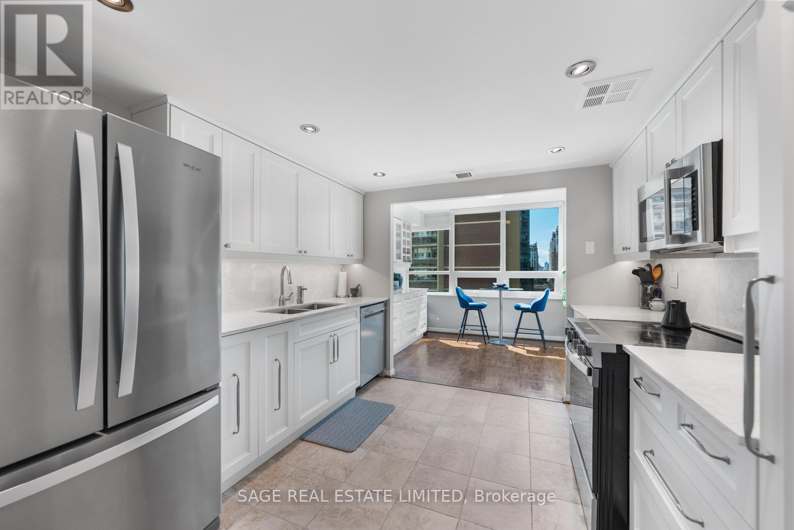 Photo 28 of 1206 71 Charles Street E, Toronto ON