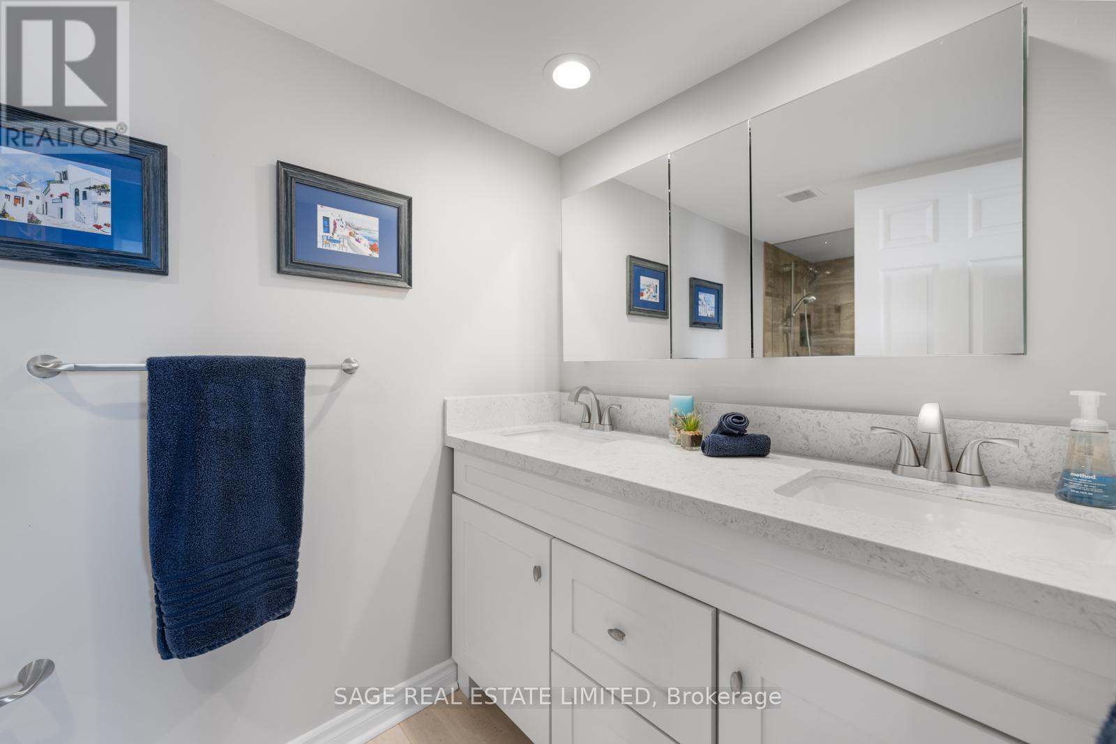 Photo 38 of 1206 71 Charles Street E, Toronto ON