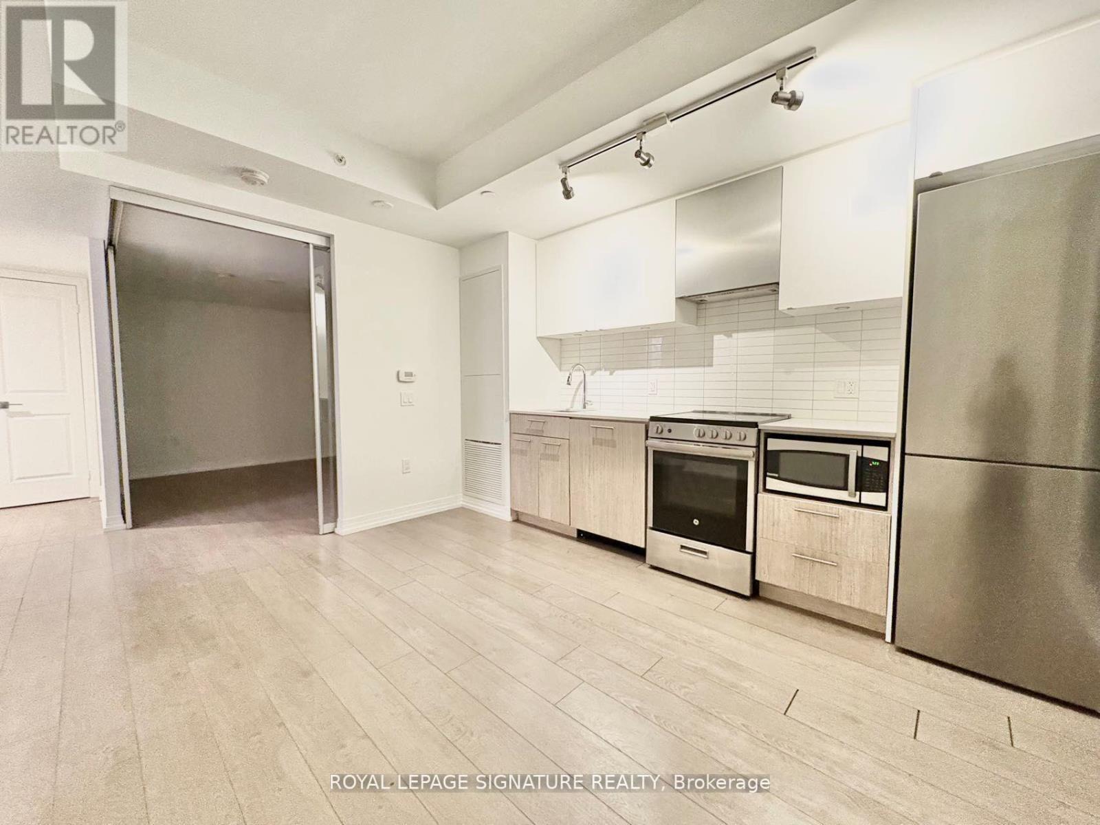Photo 3 of 614 251 Jarvis Street, Toronto ON