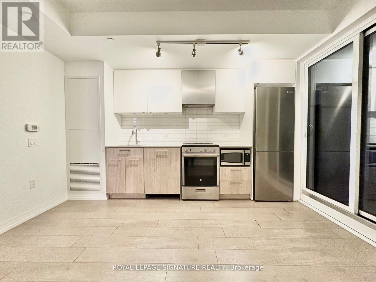 Photo 4 of 614 251 Jarvis Street, Toronto ON