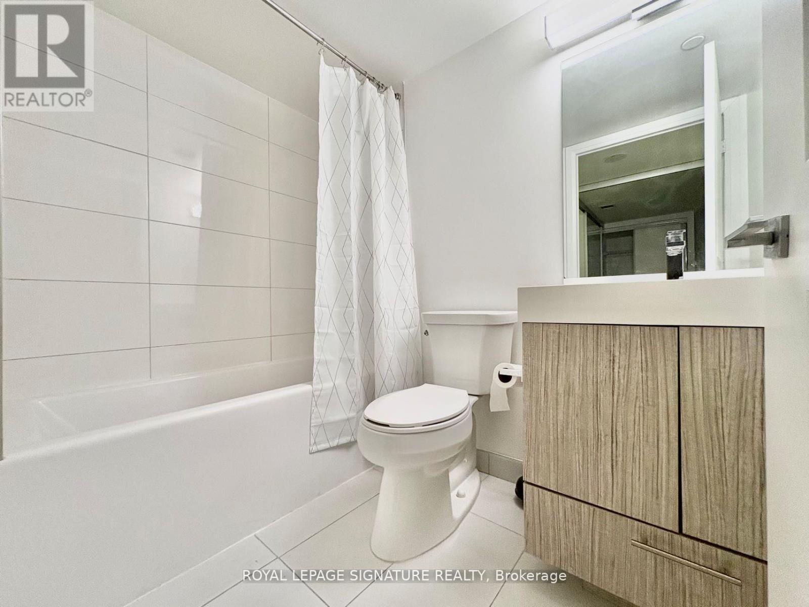 Photo 7 of 614 251 Jarvis Street, Toronto ON