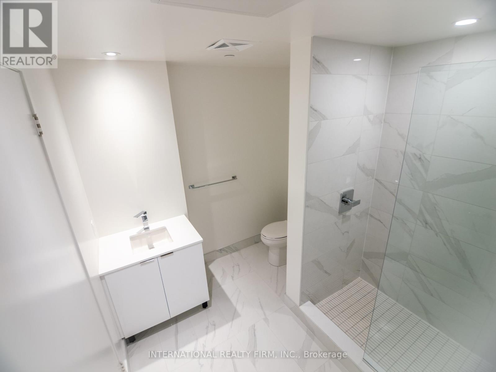 Photo 15 of 607 863 St Clair Avenue W, Toronto ON
