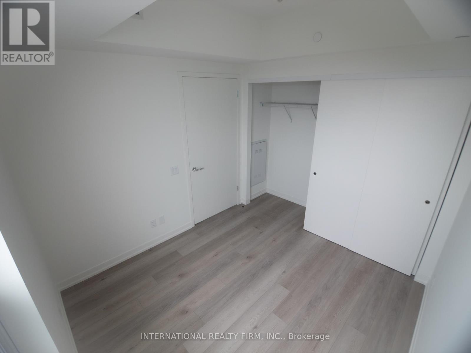 Photo 9 of 607 863 St Clair Avenue W, Toronto ON