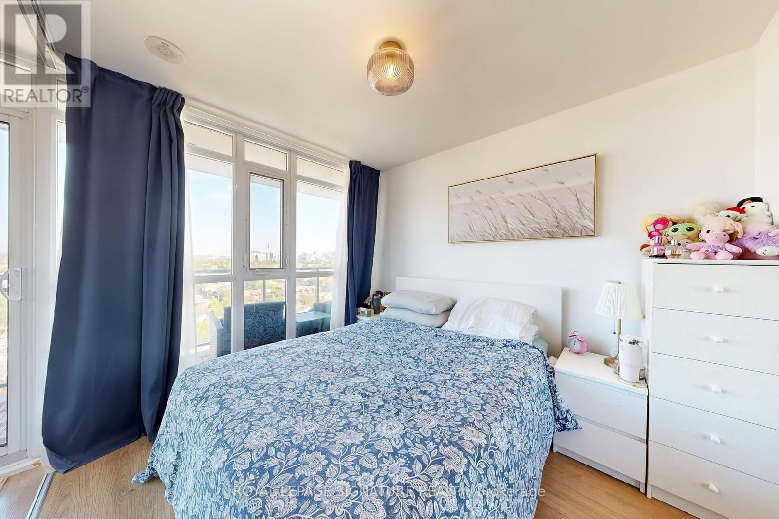 Photo 12 of 1202 78 Tecumseth Street, Toronto ON