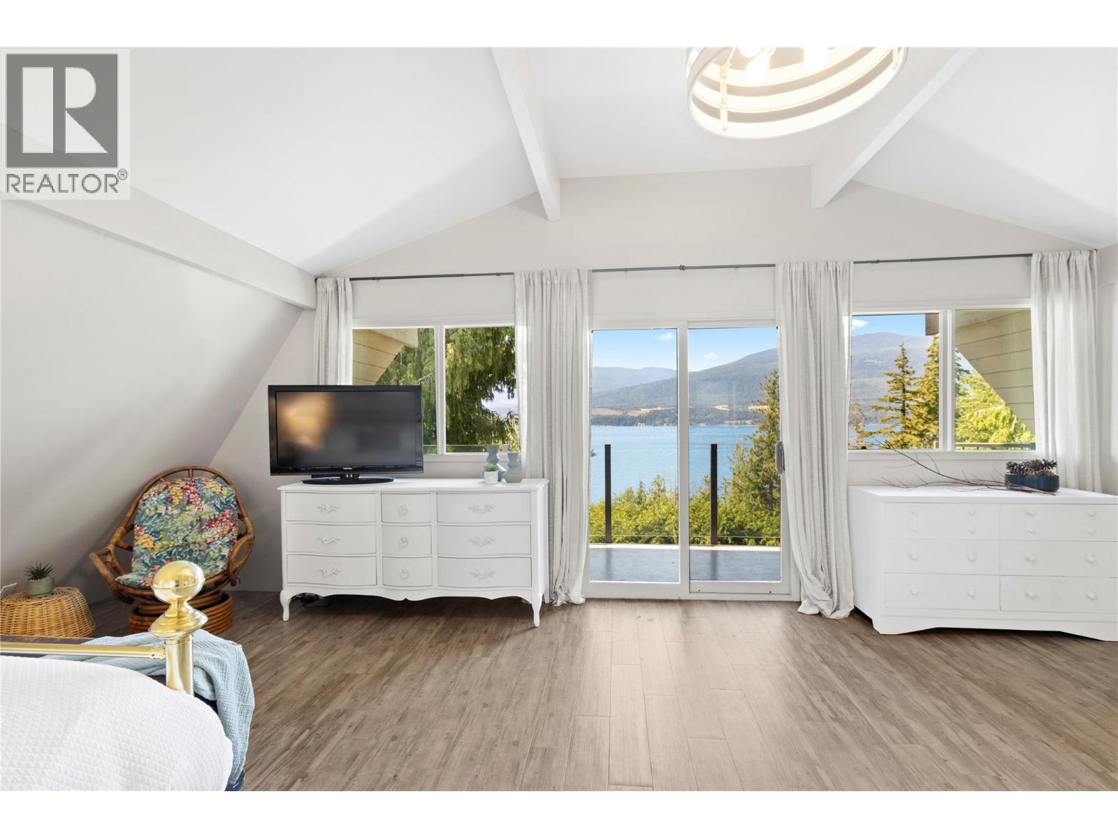 4086 Torry Road, Eagle Bay