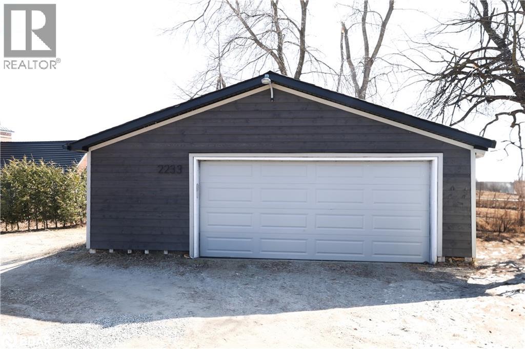 Photo 7 of 2233 Fourth Line, Innisfil ON