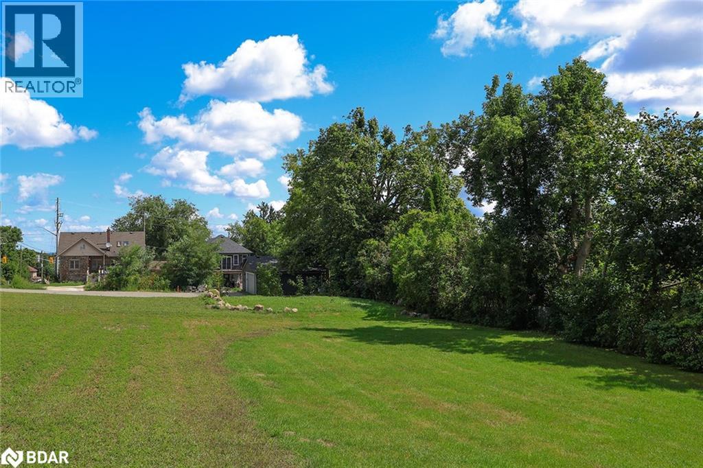 Photo 46 of 2233 Fourth Line, Innisfil ON