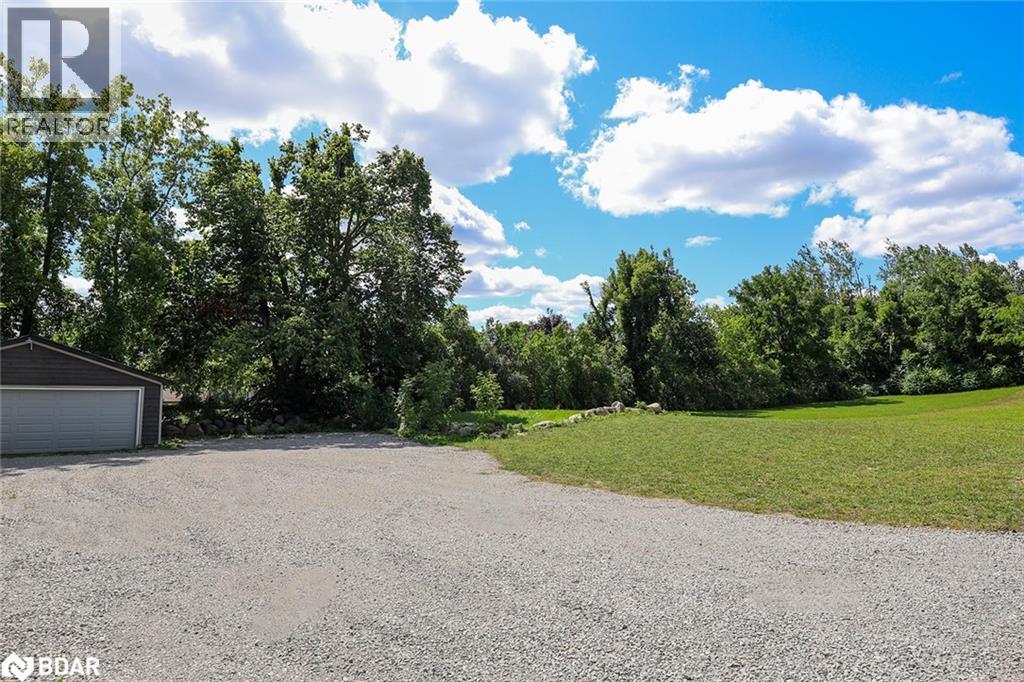 Photo 49 of 2233 Fourth Line, Innisfil ON