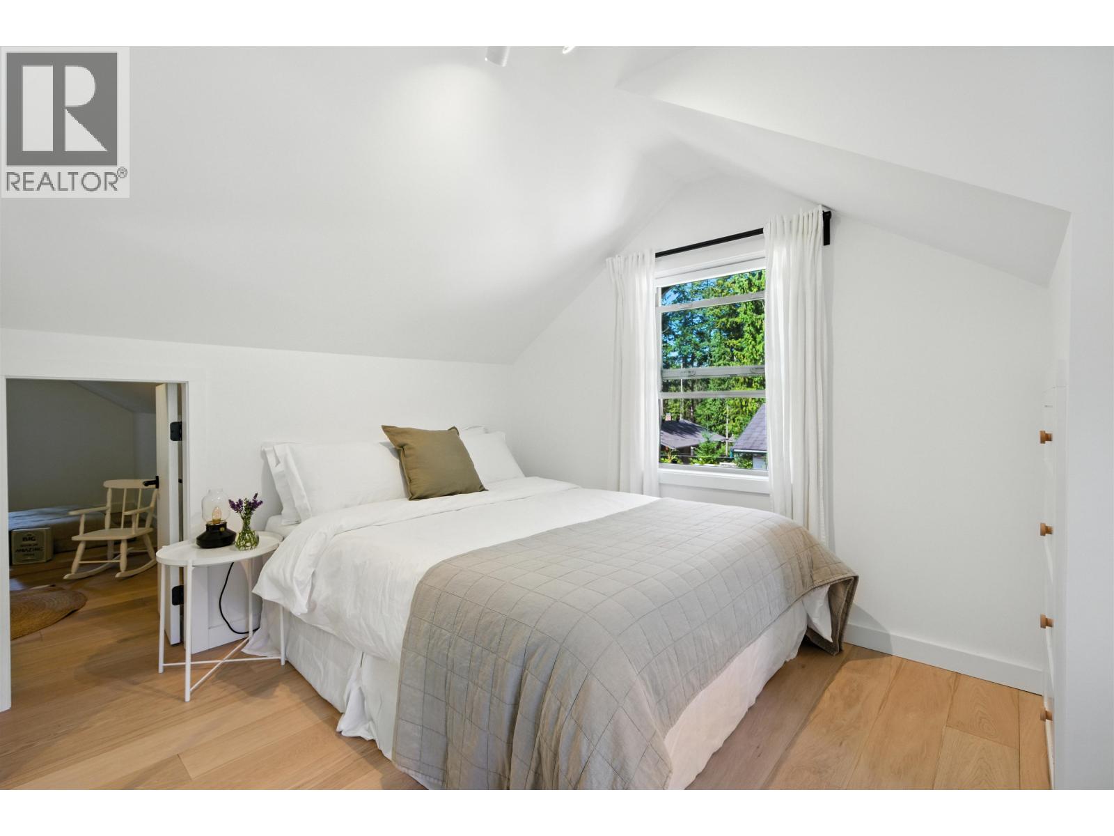 3514 BEACH AVENUE, Roberts Creek