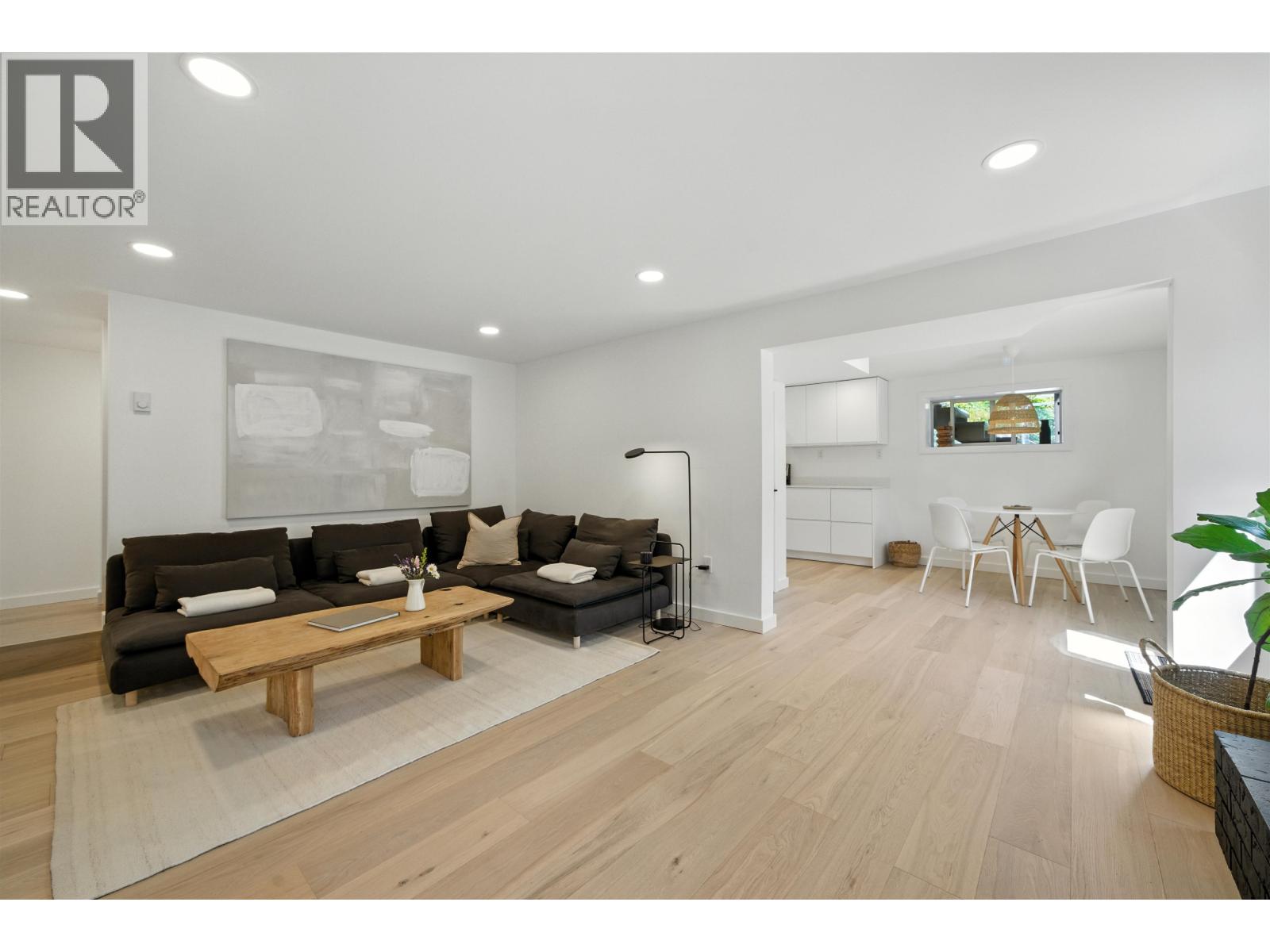 3514 BEACH AVENUE, Roberts Creek