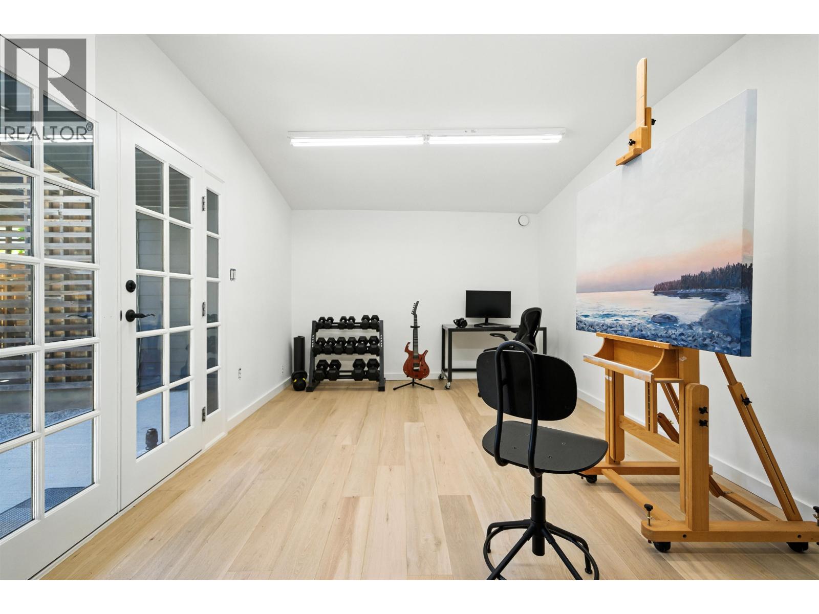 3514 BEACH AVENUE, Roberts Creek
