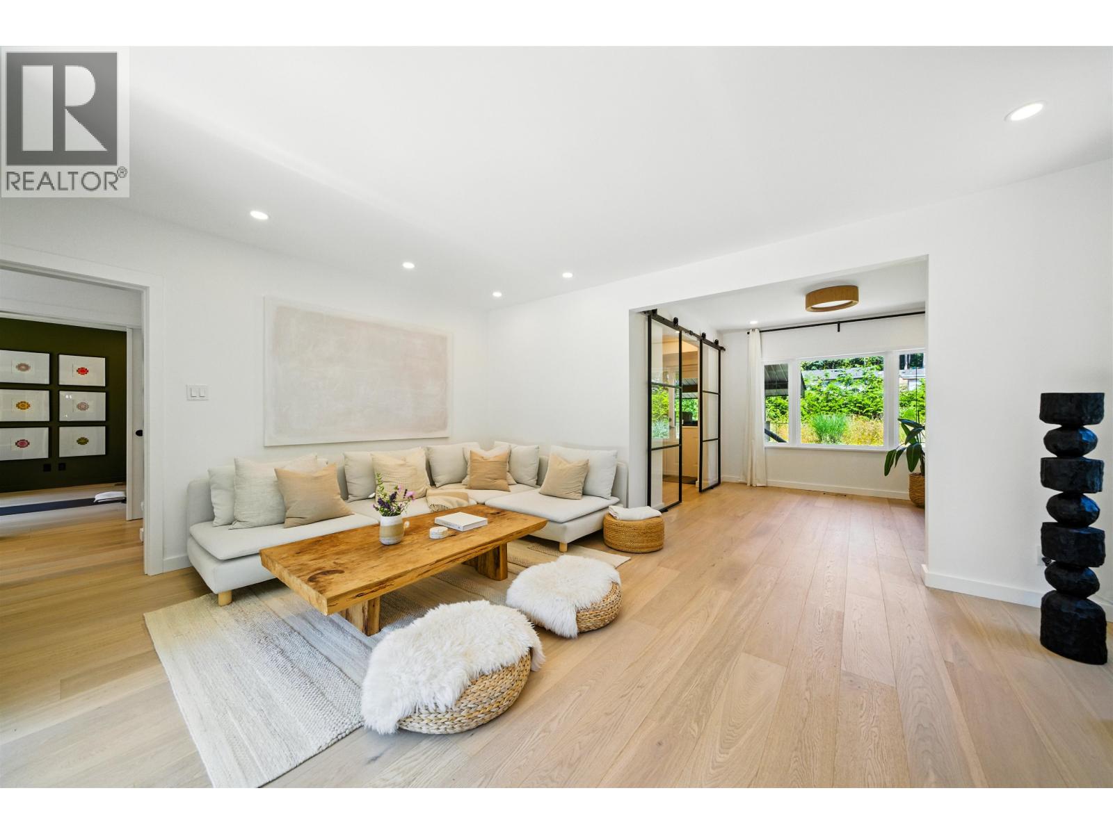 3514 BEACH AVENUE, Roberts Creek