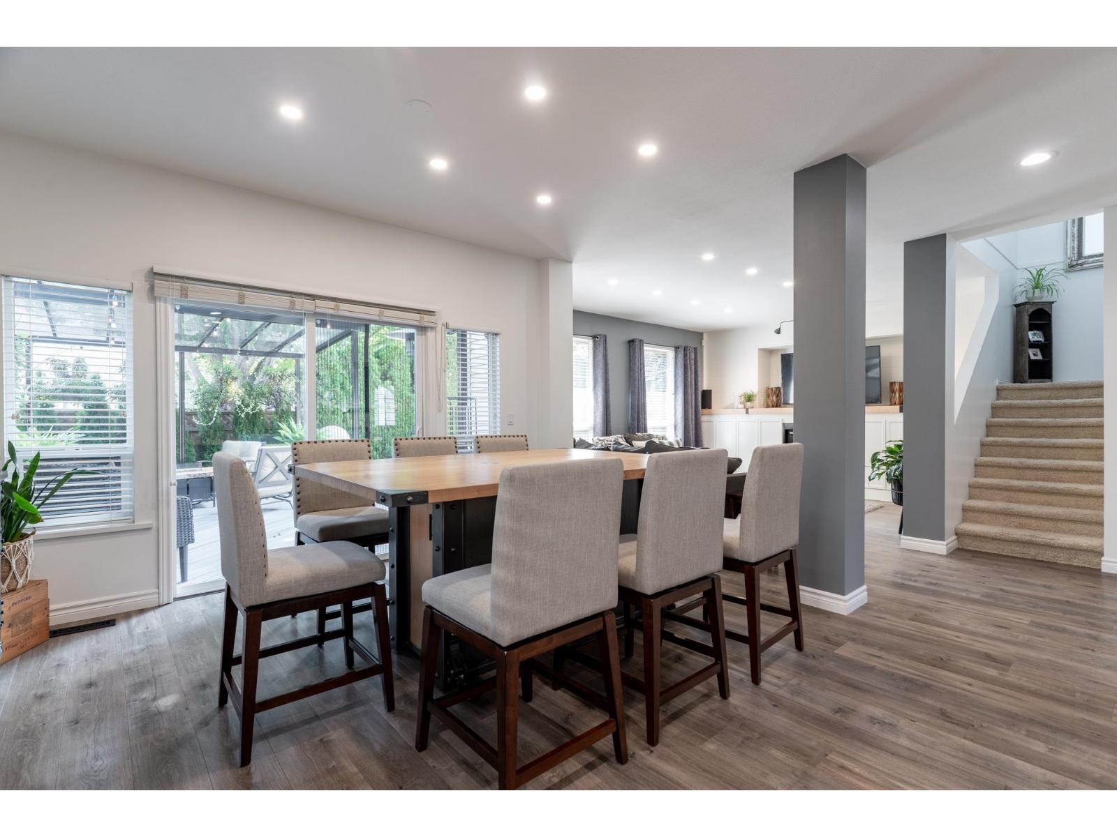 Photo 3 of 8 18868 69 Avenue, Surrey BC