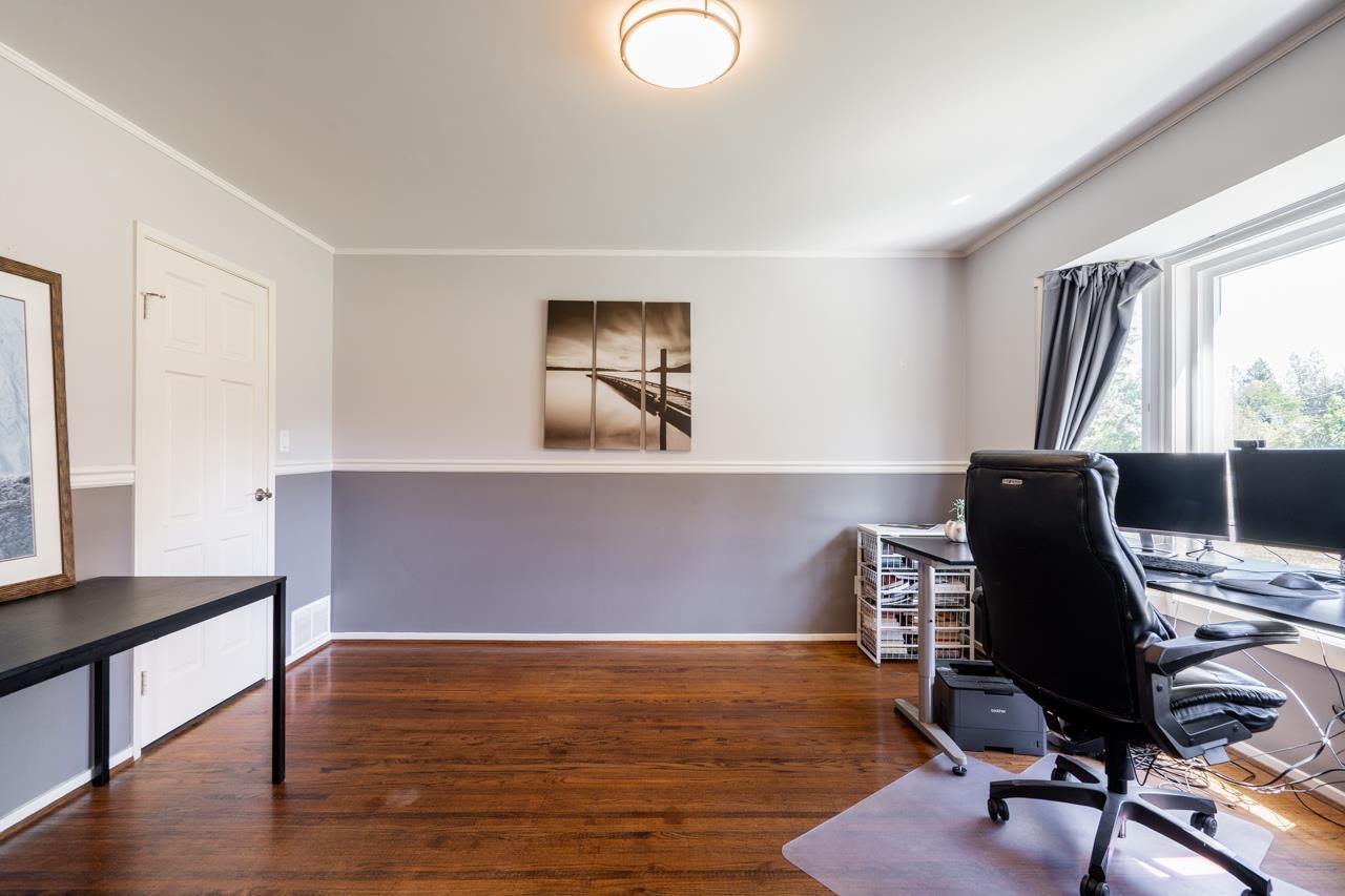 Photo 13 of 6099 228 Street, Langley BC